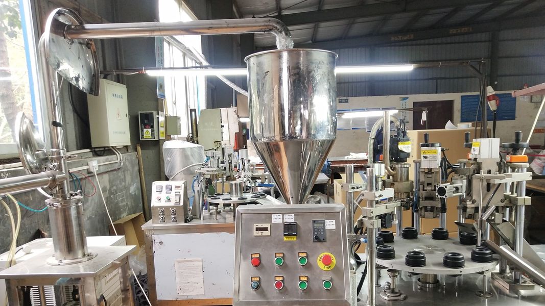 Wuxi Hongyu Daily-use Products Co., Ltd. üreticinin üretim hattı
